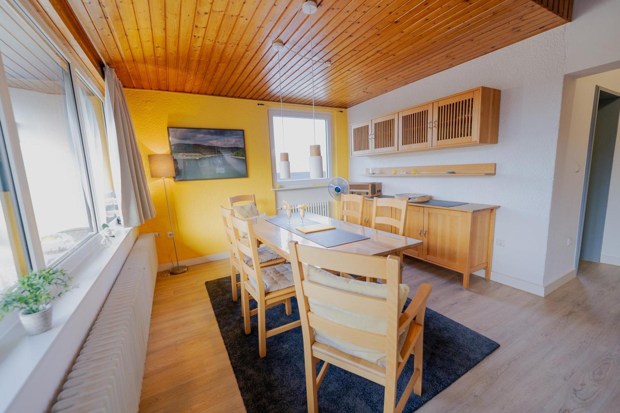 Ferienhaus Schoene Aussicht Ferienwohnung Gelb Hemfurth-Edersee Eksteriør bilde